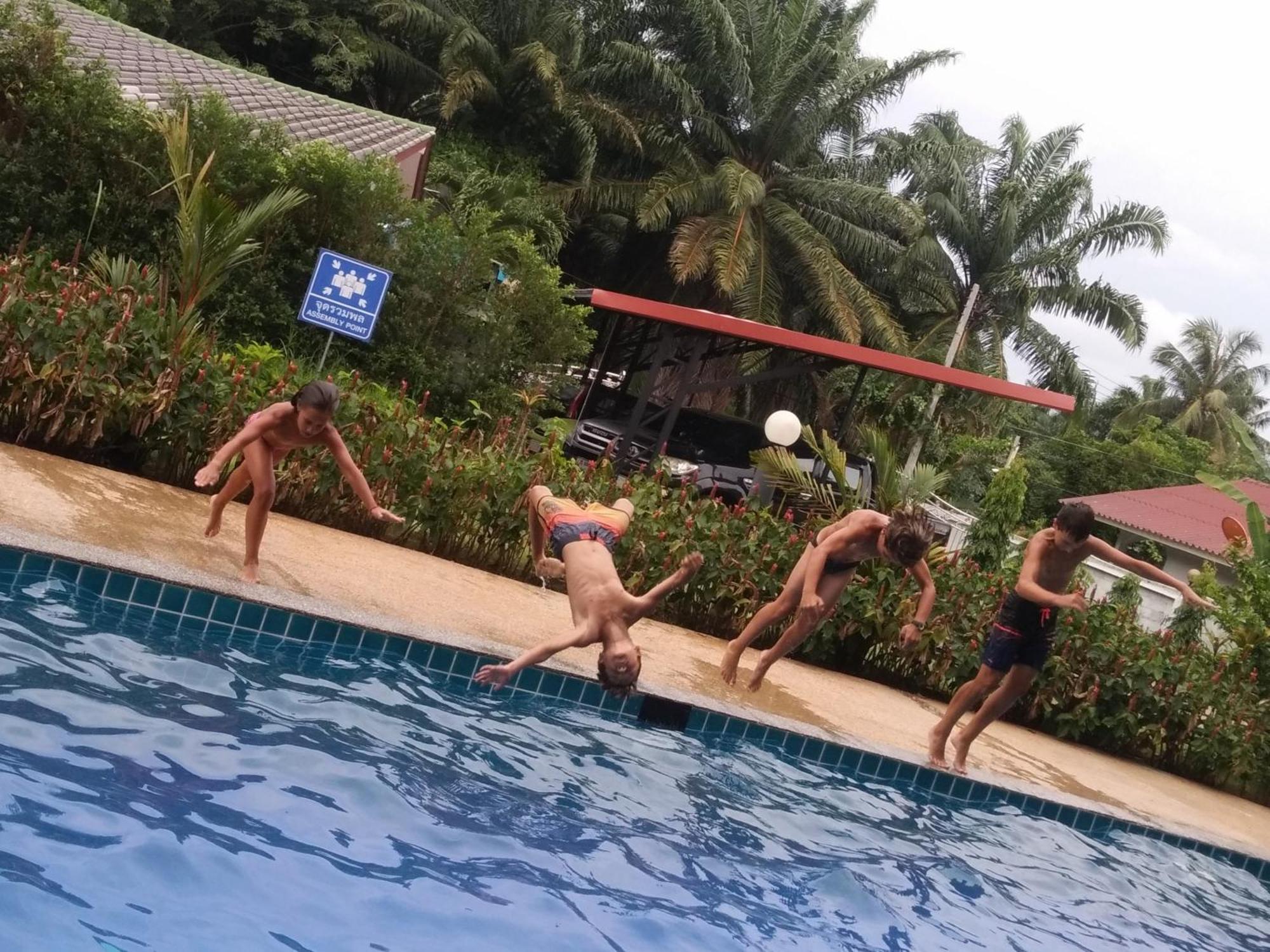 Sj House Hotel Aonang Ban Klong Haeng Luaran gambar